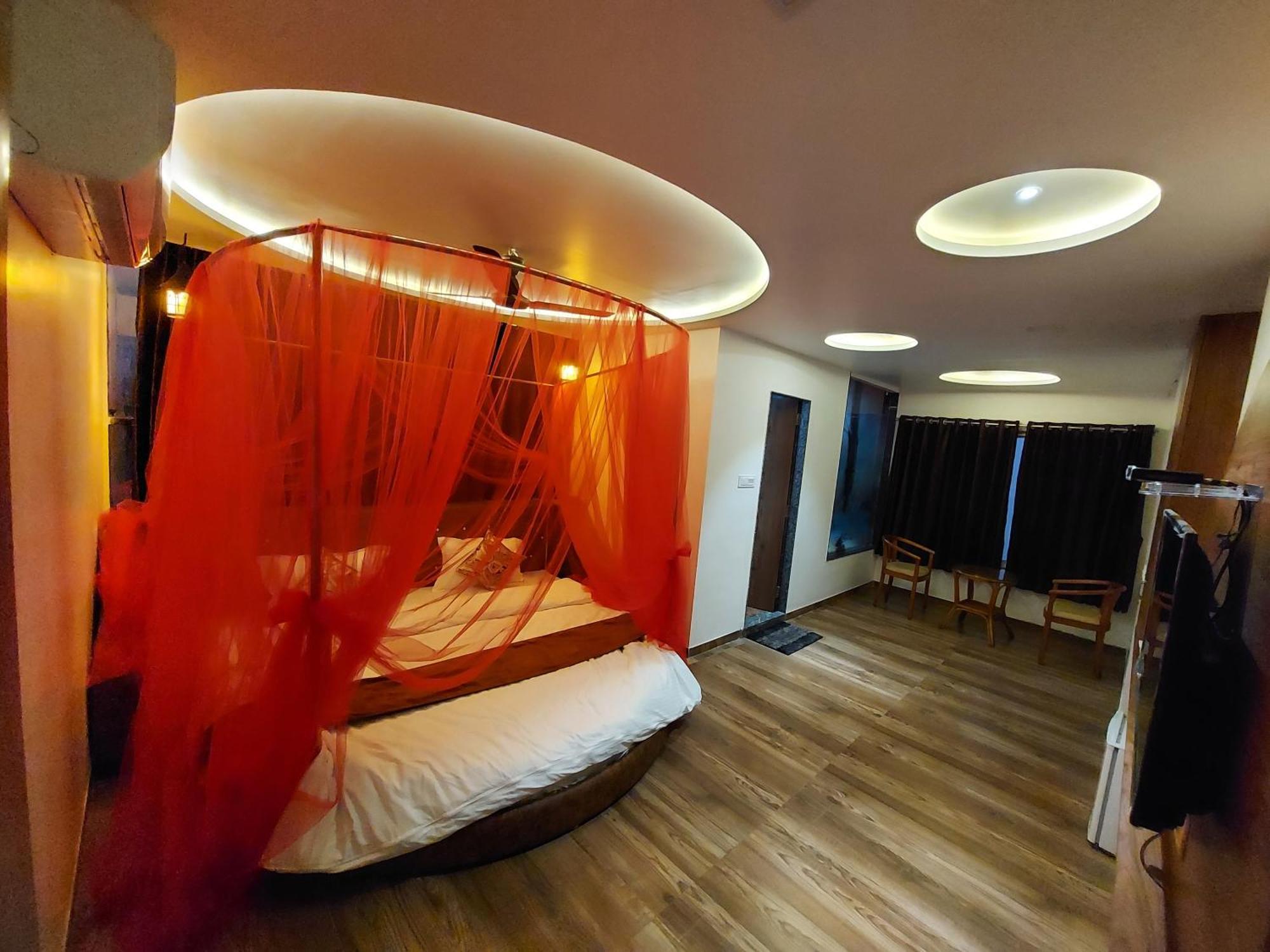 Hotel The Grand Piano - Best Business Hotel In Patan Exteriér fotografie